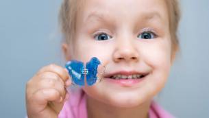 Zahnfehlstellungen bei Kindern - wann muss ein Kind zum Kieferorthopäden?
