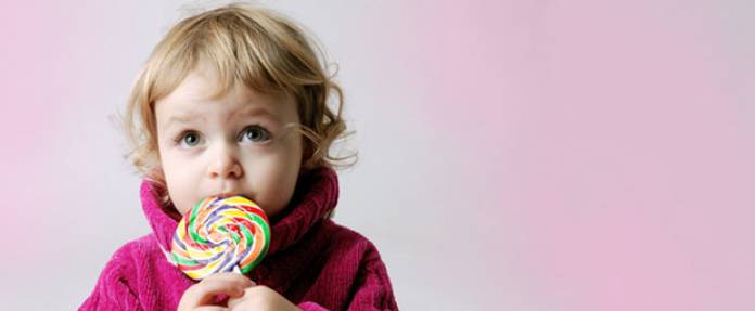Zuckerwasser: Süße Hilfe gegen den Impfschmerz bei Babys